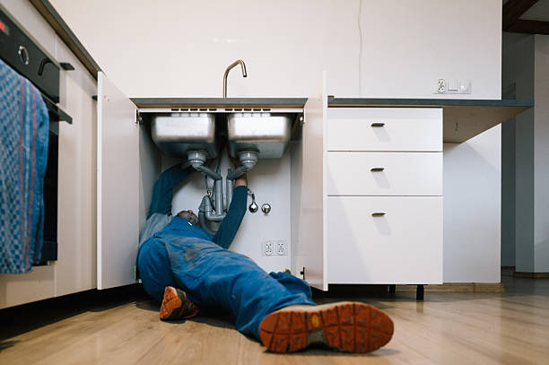 Professional Leak Detection technician working in Van Buren, IN